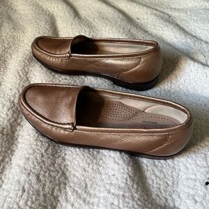 SAS Tripad Comfort Women's Gold Leather Loafers
